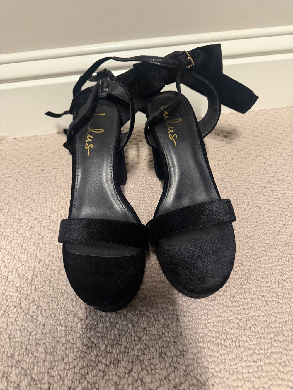 Black Ankle Tie Suede Block Heel Sandals